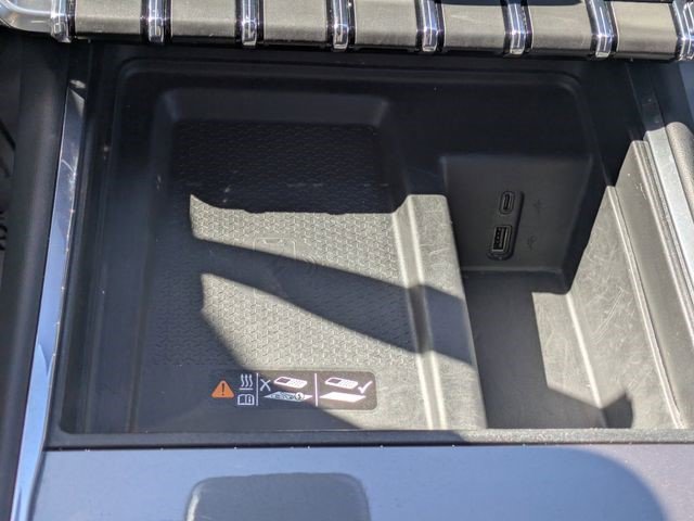 Used 2025 GMC Acadia Elevation image 25