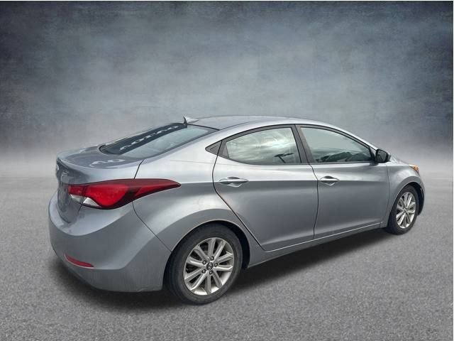 Used 2015 Hyundai Elantra SE w/ Option Group 02 image 7