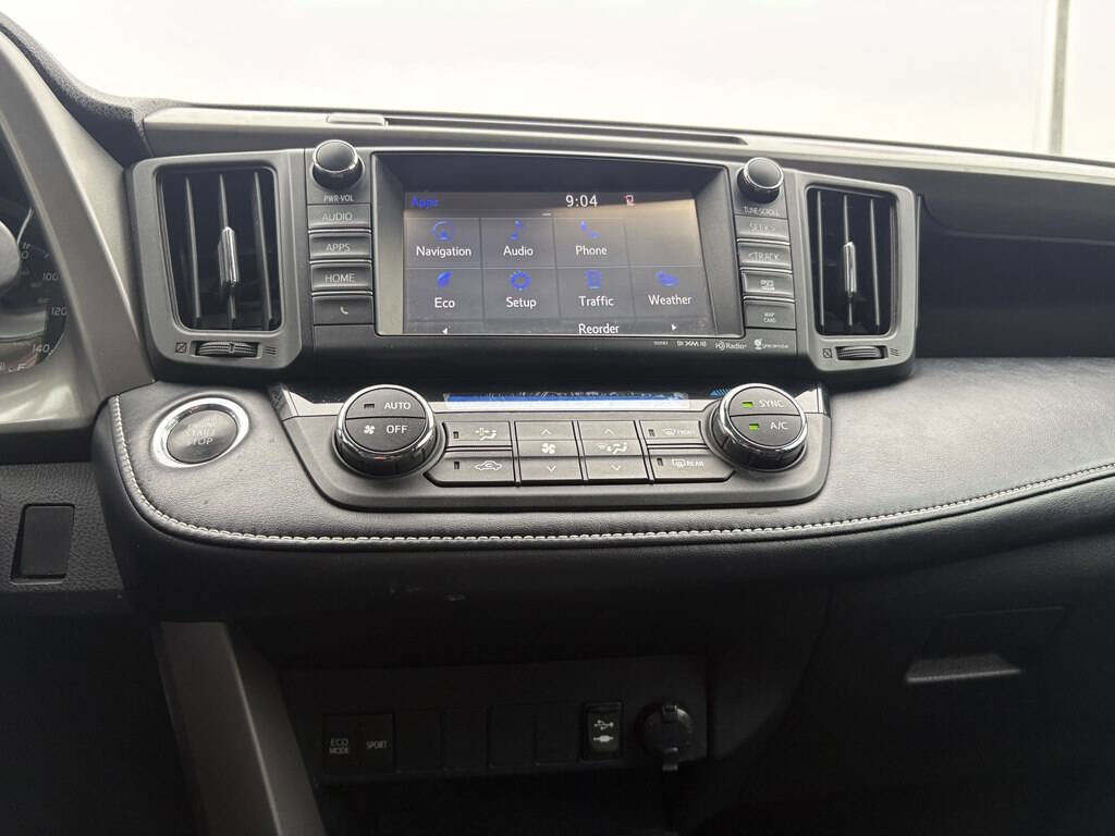 Used 2018 Toyota RAV4 XLE image 26