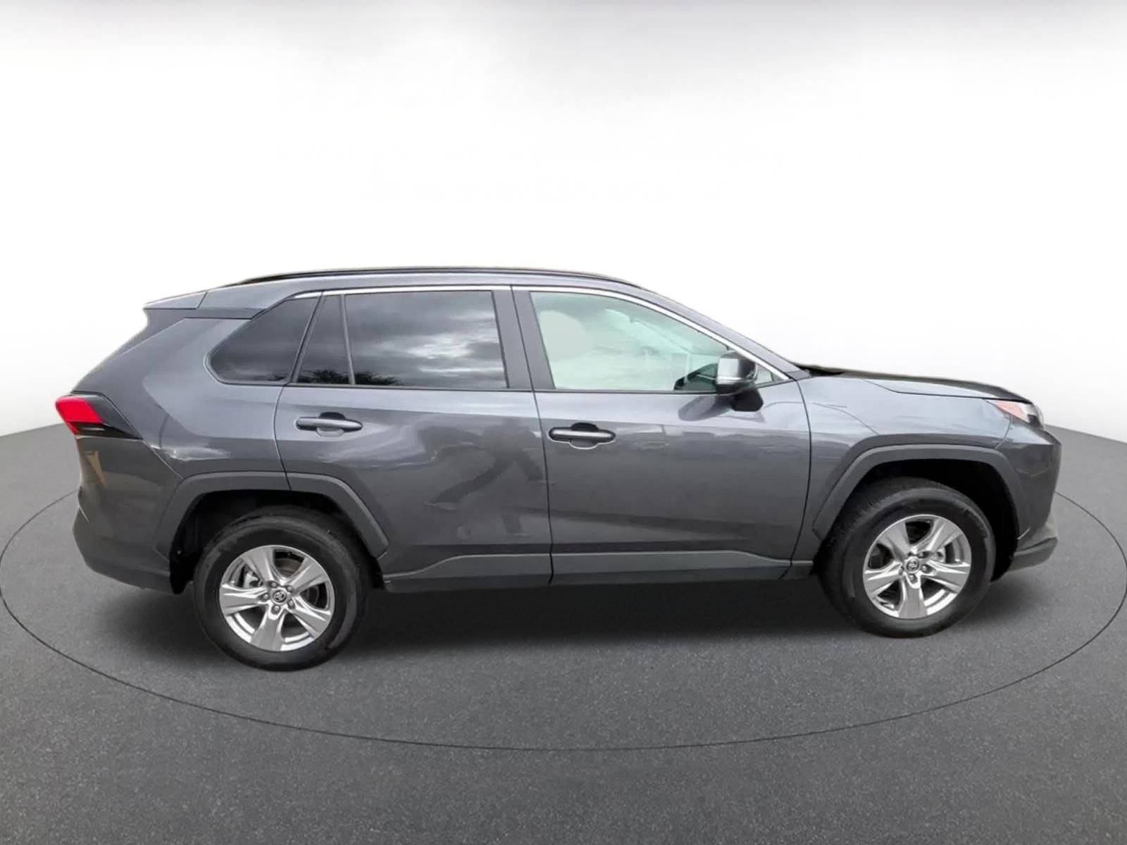 Used 2025 Toyota RAV4 XLE image 16