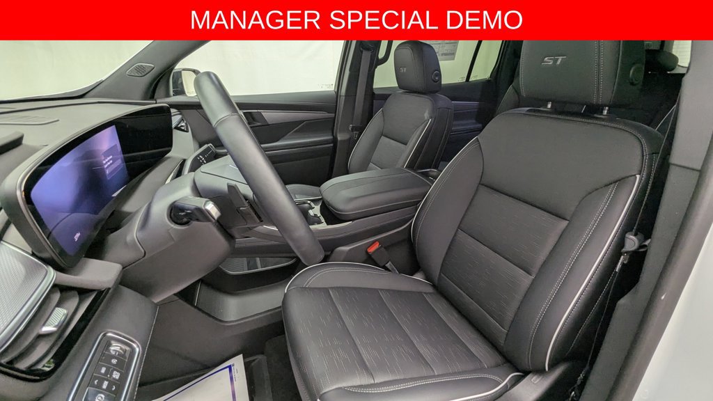 Used 2026 Buick Enclave Sport Touring w/ Power Package AWD/4WD image 31