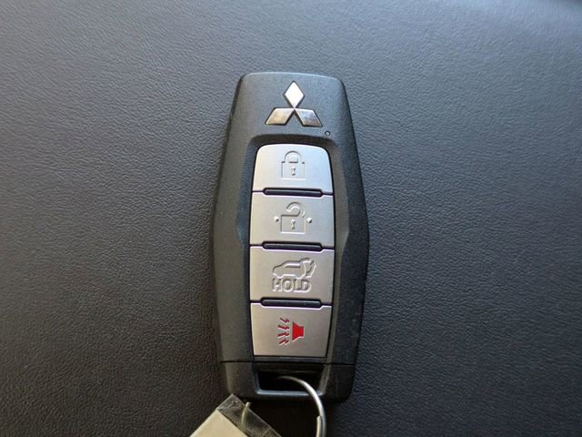 Used 2024 Mitsubishi Outlander SE FWD image 34