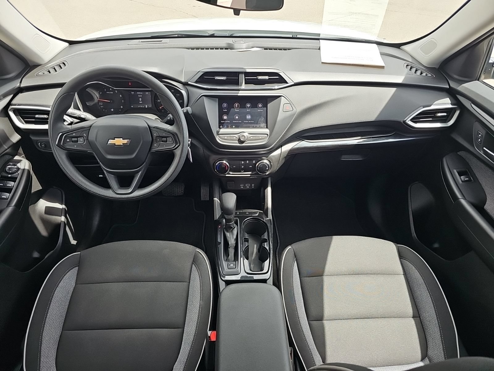 Used 2023 Chevrolet TrailBlazer LS FWD image 23