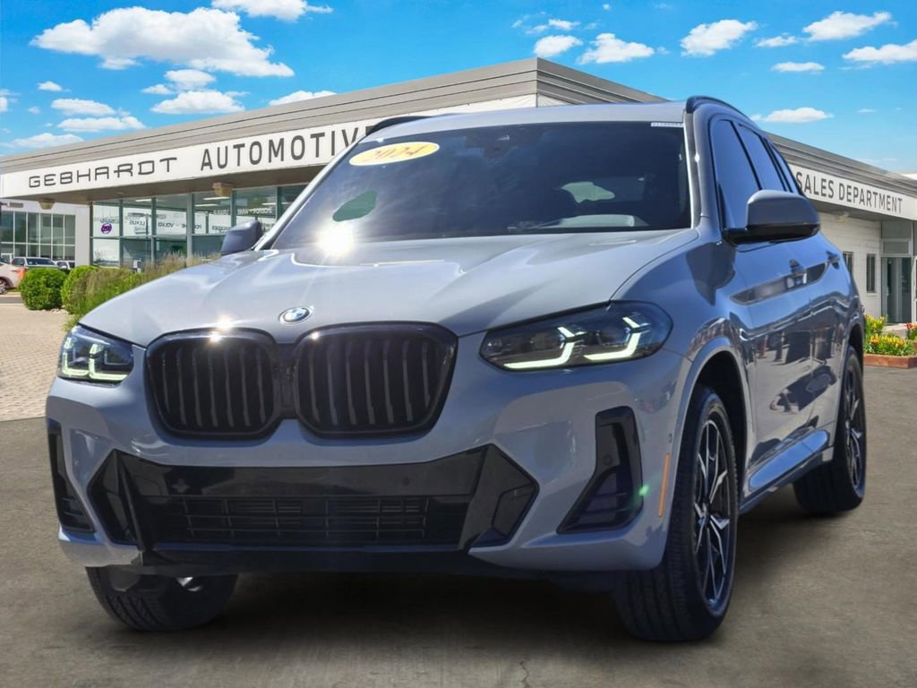 Used 2024 BMW X3 xDrive30i w/ M Sport Package image 3