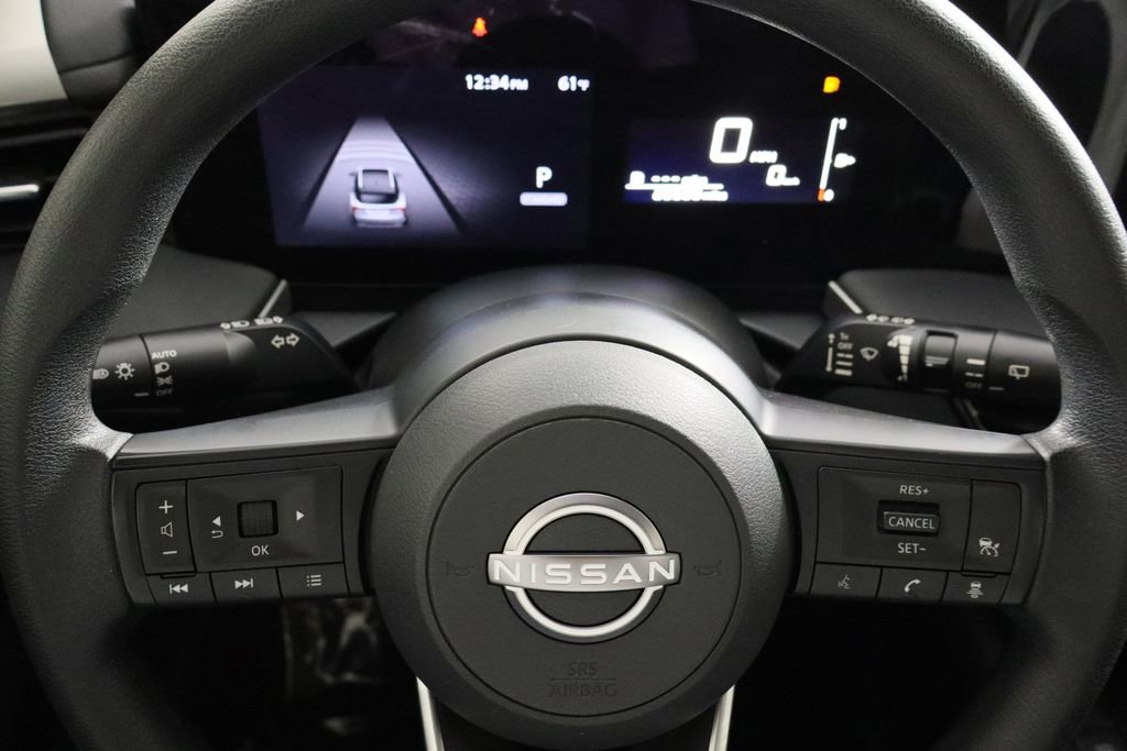 Used 2025 Nissan Kicks S w/ Charging Package image 22