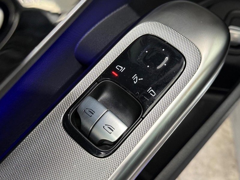 Certified 2025 Mercedes-Benz CLE 300 4MATIC Coupe image 18