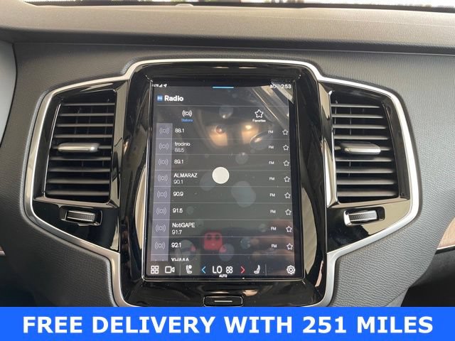 New 2024 Volvo XC90 B6 Plus w/ Protection Package AWD/4WD image 22