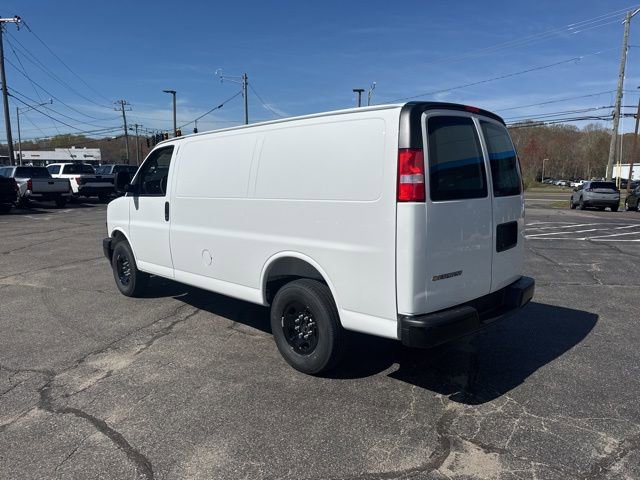 New 2026 Chevrolet Express 2500 RWD image 5