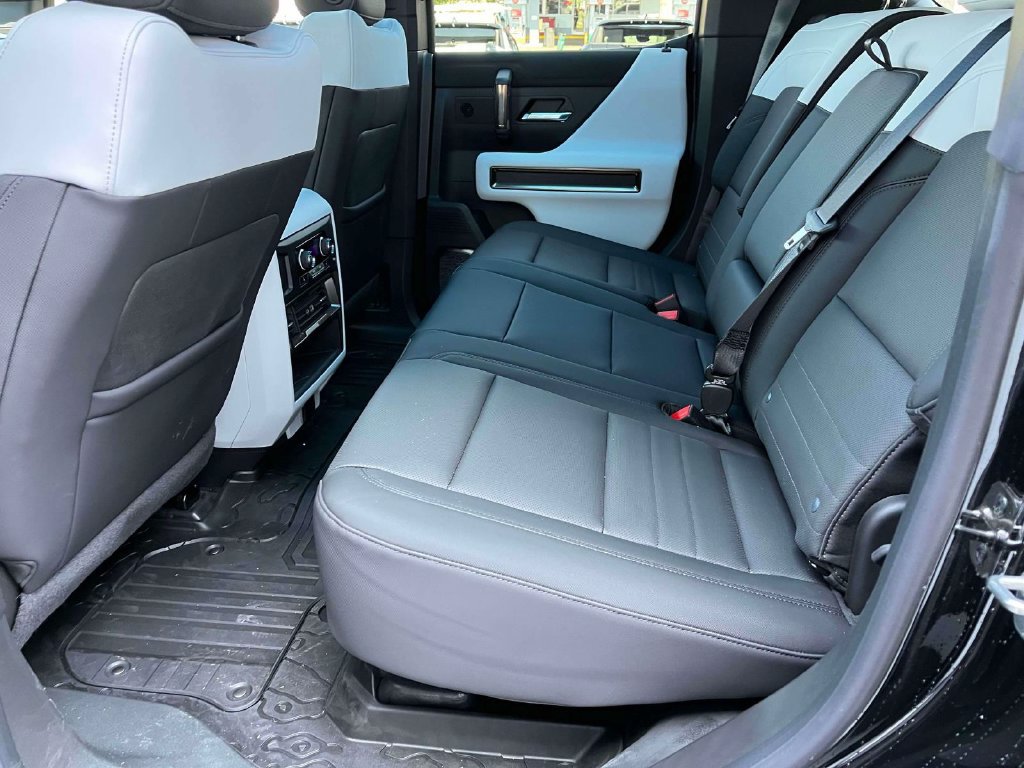 New 2024 GMC Hummer EV 2X w/ Extreme Off-Road Package AWD/4WD image 16