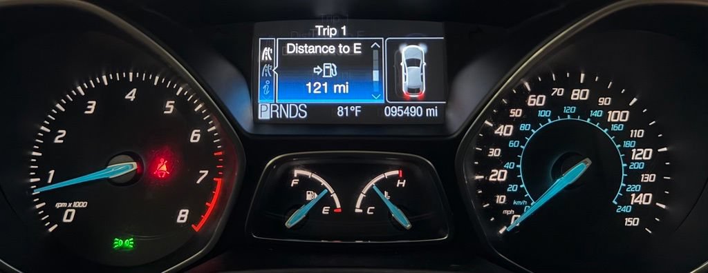Used 2012 Ford Focus Titanium FWD image 16