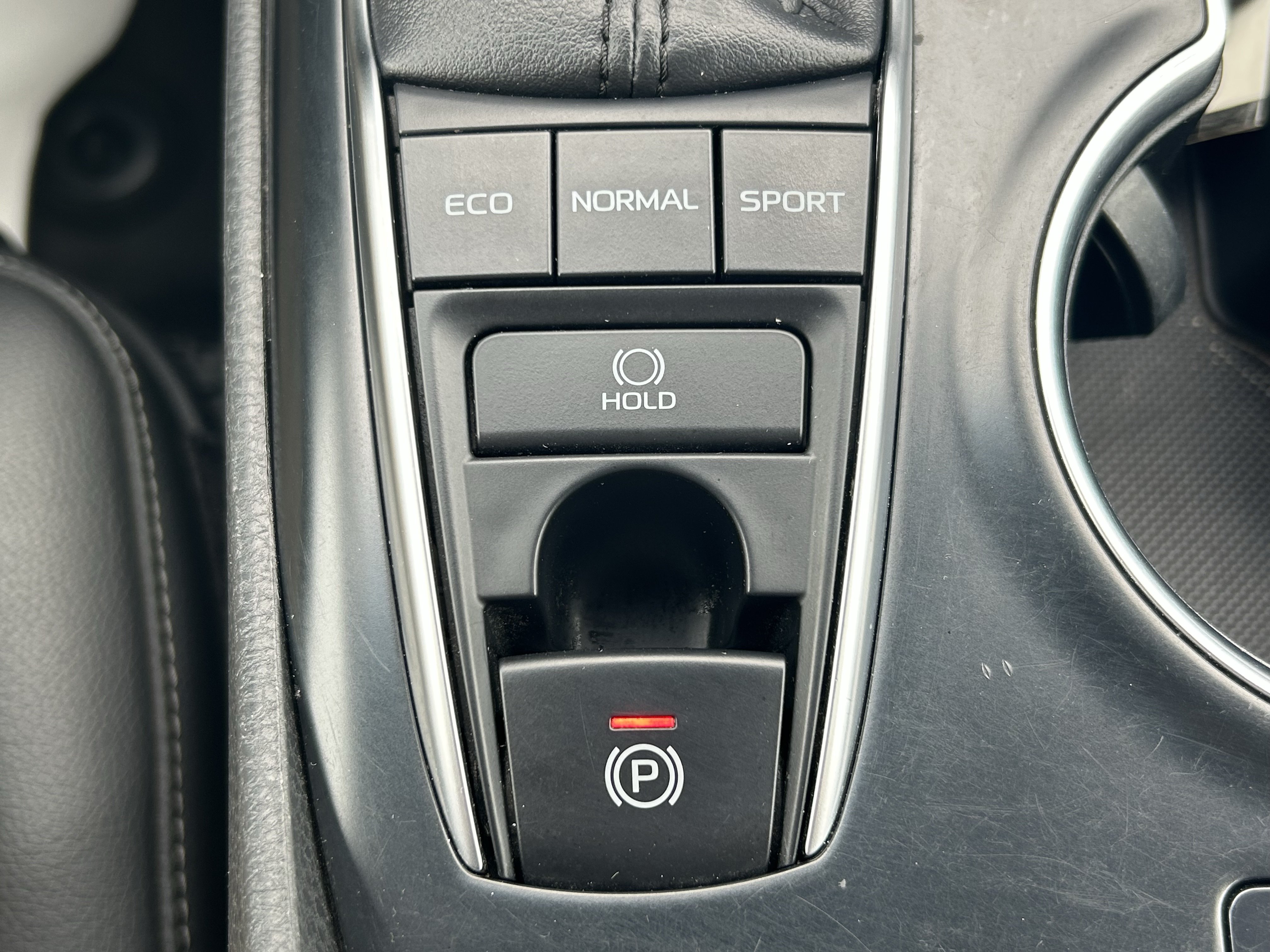 Certified 2018 Toyota Camry XSE w/ Driver Assist Package FWD image 31