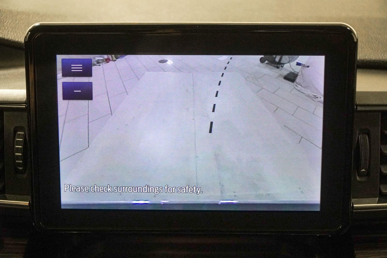 Used 2022 Ford Explorer Limited w/ Equipment Group 301A image 37