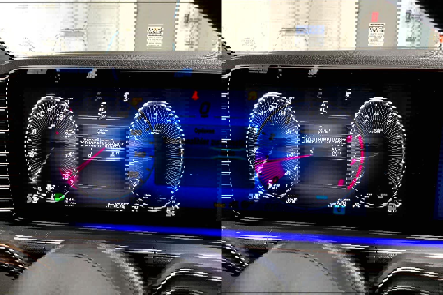 Used 2024 Mercedes-Benz GLE 350 4MATIC image 26