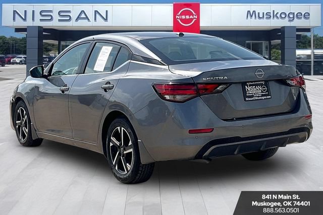 Used 2025 Nissan Sentra SV w/ All-Weather Package FWD image 4