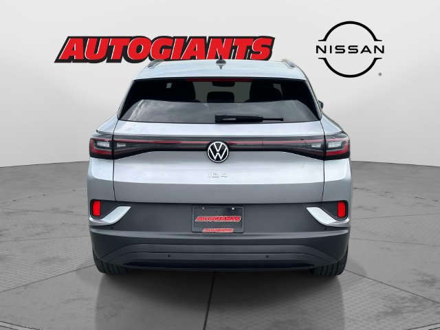 Used 2023 Volkswagen ID.4 2WD image 5