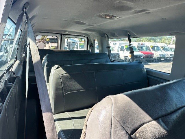 Used 2006 Ford E-350 and Econoline 350 XL image 11