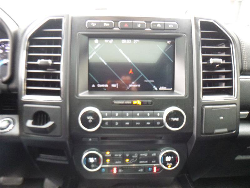Used 2018 Ford Expedition Max Limited w/ Equipment Group 302A AWD/4WD image 15