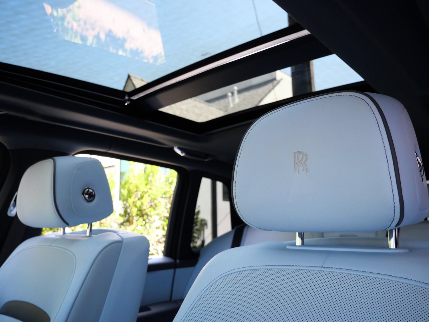 Certified 2023 Rolls-Royce Cullinan w/ Cullinan Package AWD/4WD image 10