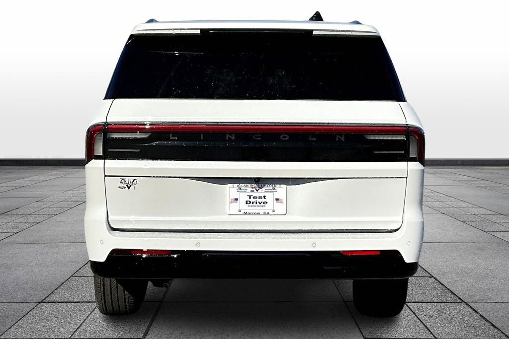 New 2025 Lincoln Navigator Black Label image 4
