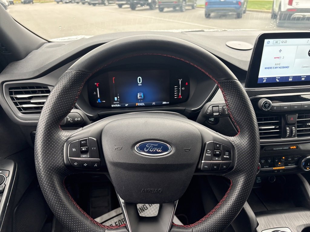 Used 2023 Ford Escape ST-Line image 25