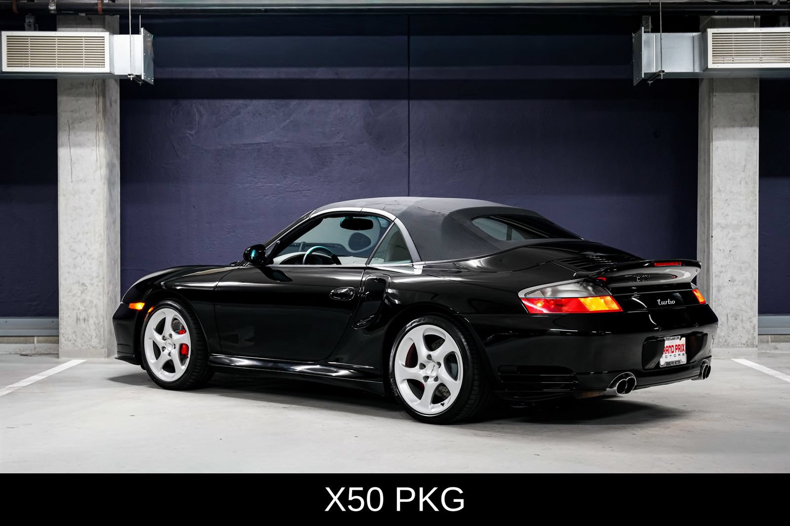 Used 2004 Porsche 911 Turbo AWD/4WD image 8