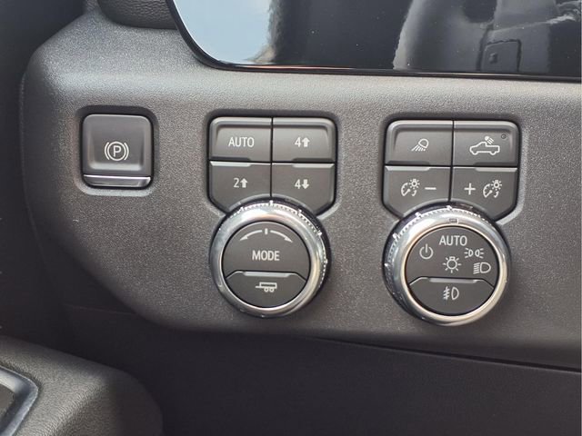 New 2026 GMC Sierra 1500 SLT image 11