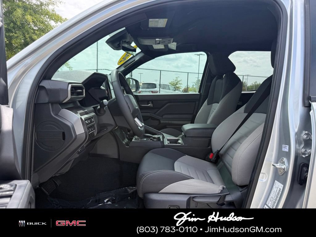 Used 2025 Toyota Tacoma TRD Off-Road AWD/4WD image 23