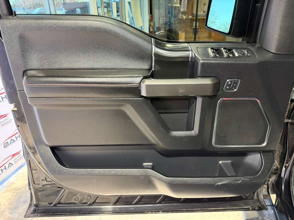 Used 2018 Ford F150 Lariat AWD/4WD image 36