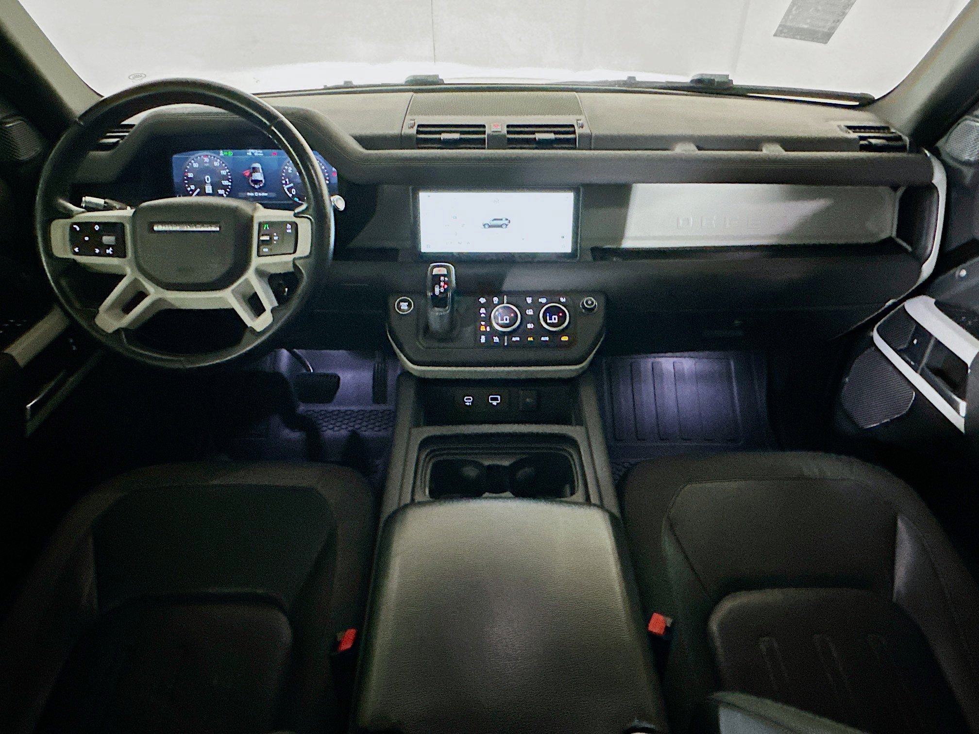 Used 2021 Land Rover Defender 110 SE image 27