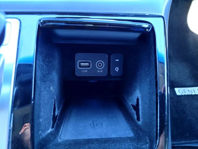 Used 2019 Genesis G90 3.3T Premium image 20