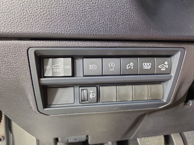 New 2026 Toyota Tundra SR5 w/ SR5 Convenience Package AWD/4WD image 29