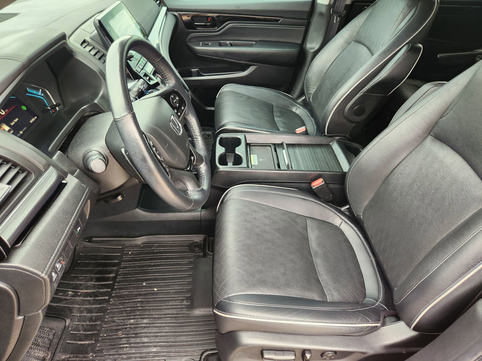 Used 2023 Honda Odyssey Elite image 15