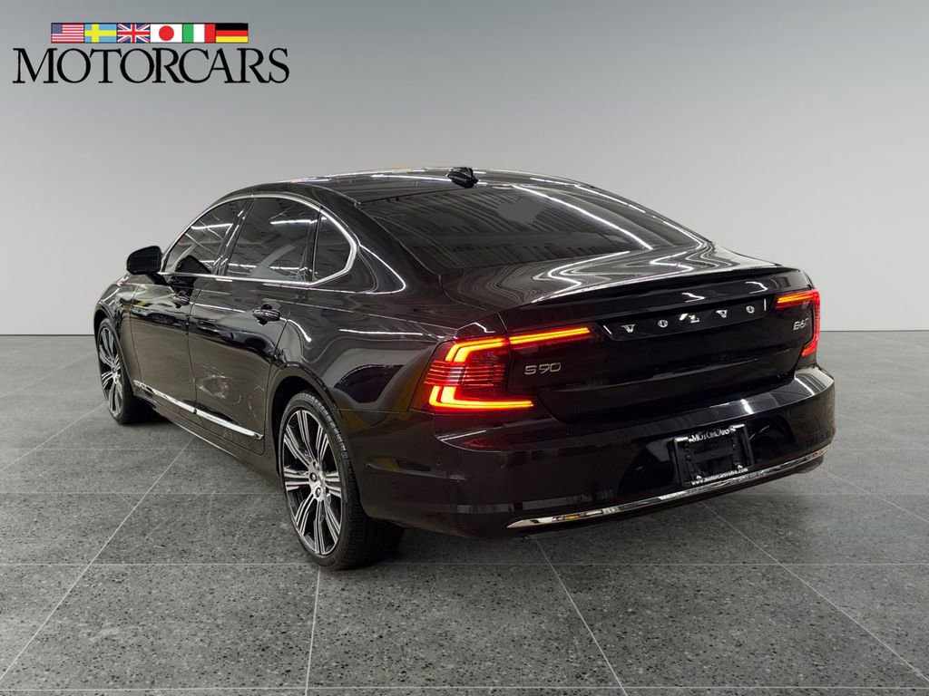 Certified 2025 Volvo S90 B6 Ultra w/ Lounge Package image 5