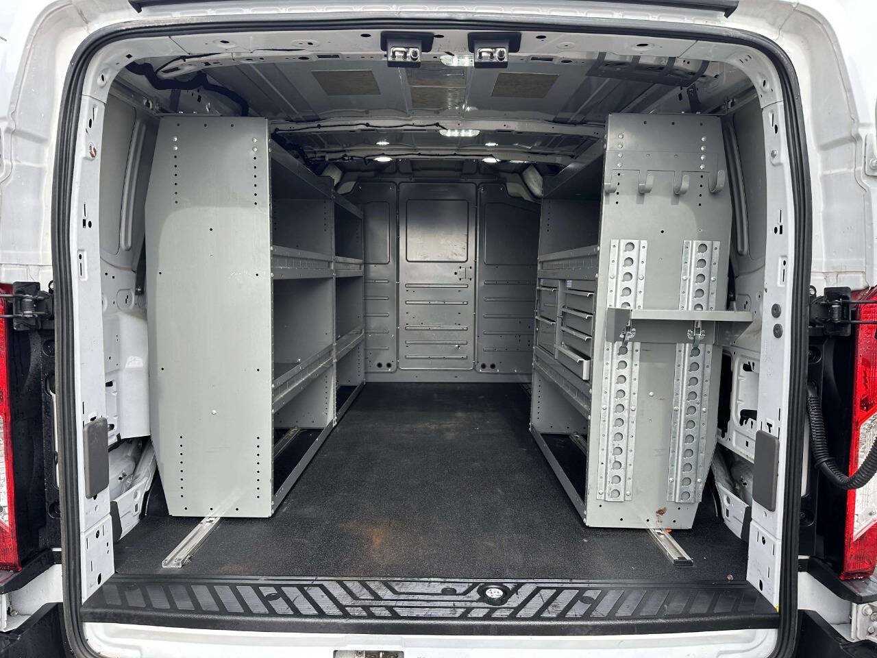 Used 2022 Ford Transit 150 Low Roof AWD image 13