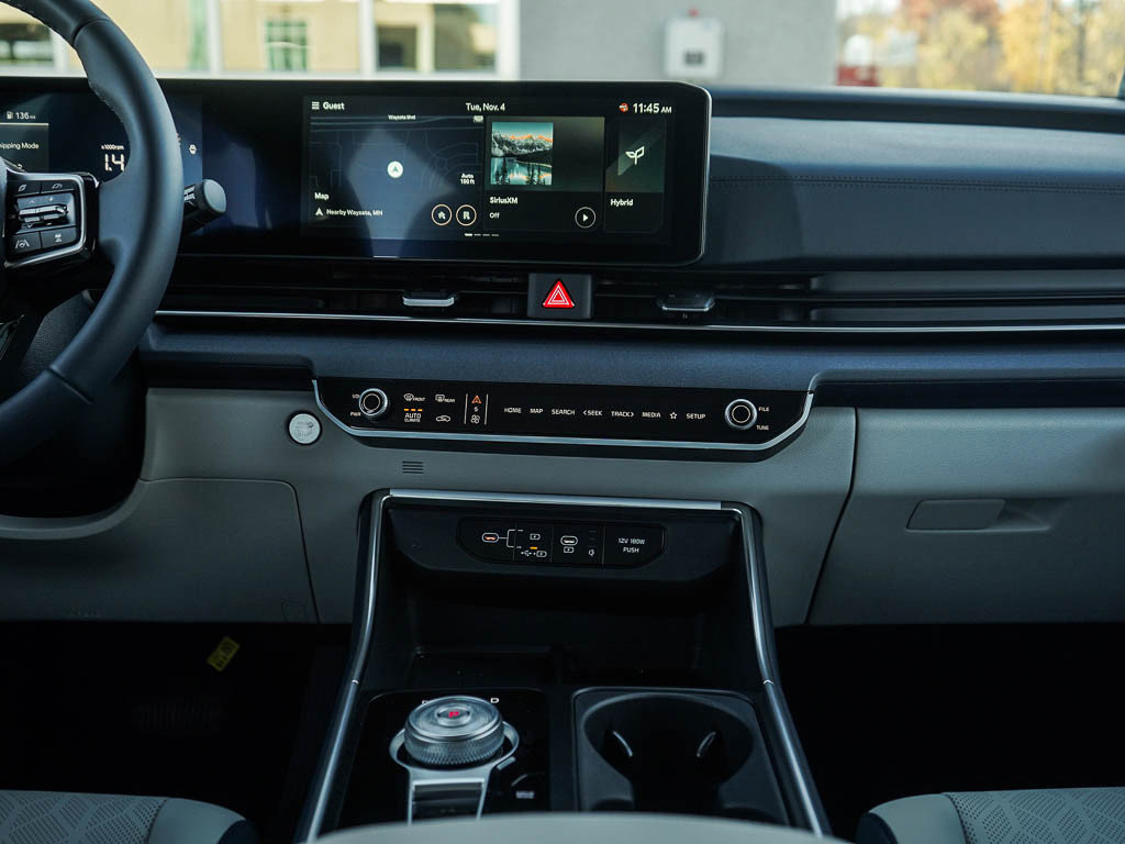 New 2026 Kia Carnival EX FWD image 18