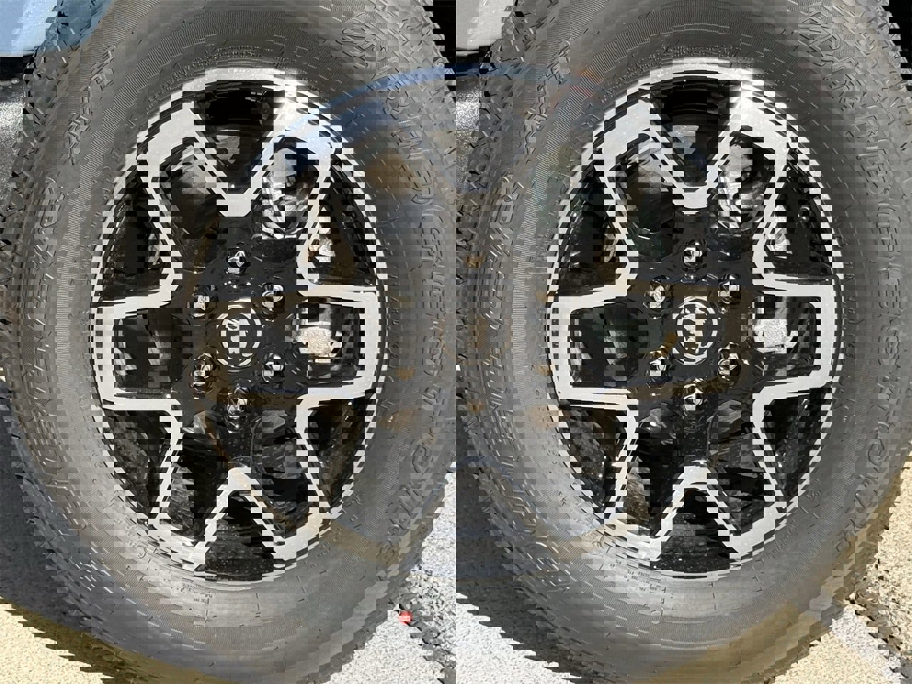 New 2025 Ford Bronco Outer Banks image 34