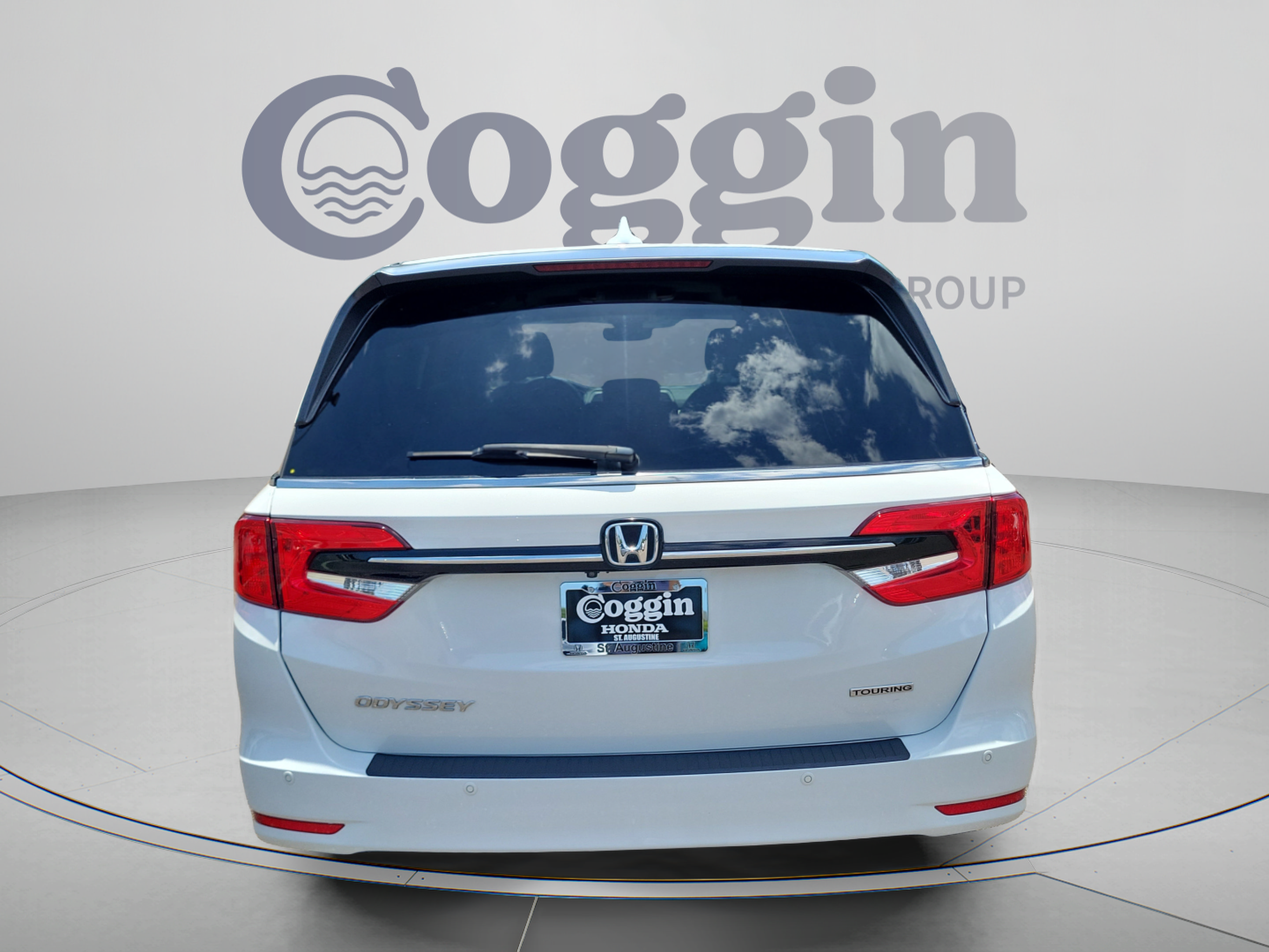 Certified 2021 Honda Odyssey Touring image 4