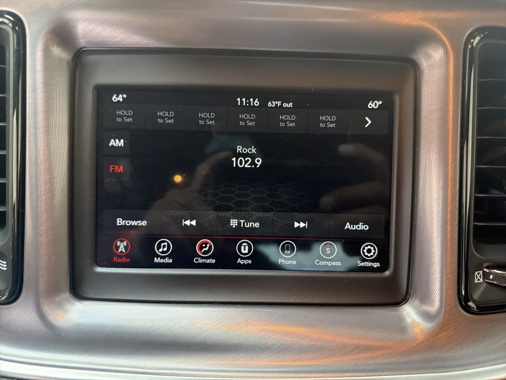 Used 2020 Dodge Challenger SXT RWD image 17