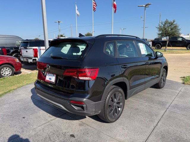 Used 2024 Volkswagen Taos S FWD image 7