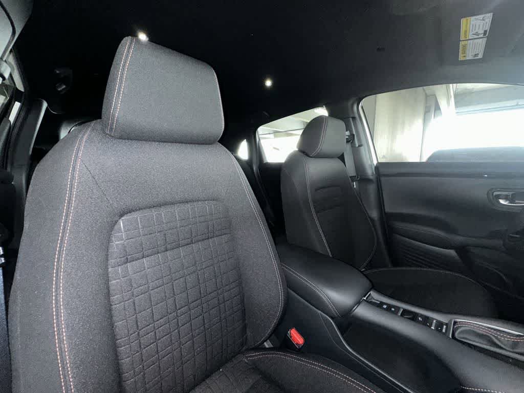Used 2025 Honda HR-V Sport image 27