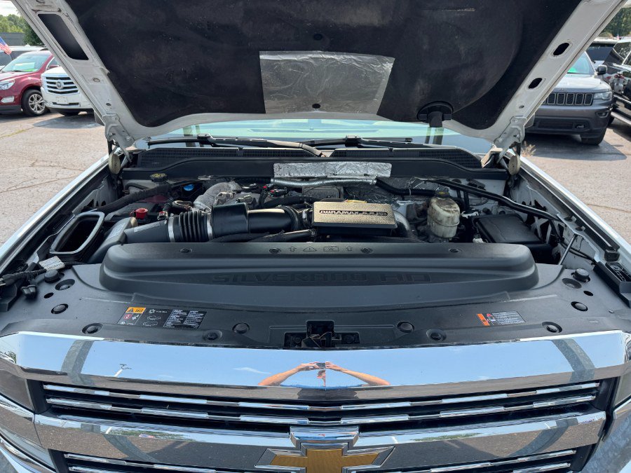 Used 2017 Chevrolet Silverado 2500 W/T AWD/4WD image 19