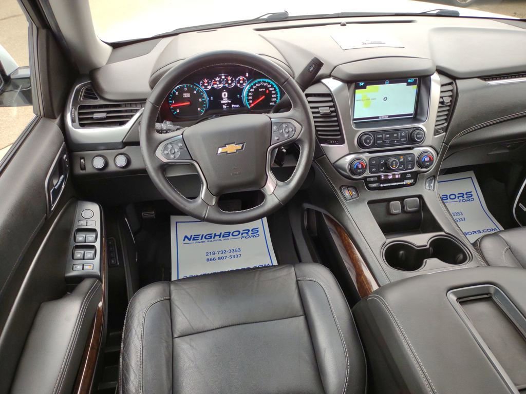 Used 2017 Chevrolet Suburban LT image 13