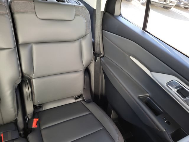 New 2026 Ford Explorer Active w/ Active Comfort Package AWD/4WD image 15