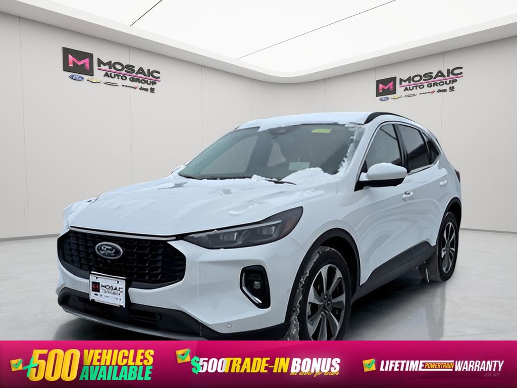 Used 2023 Ford Escape Platinum w/ Premium Technology Package image 5