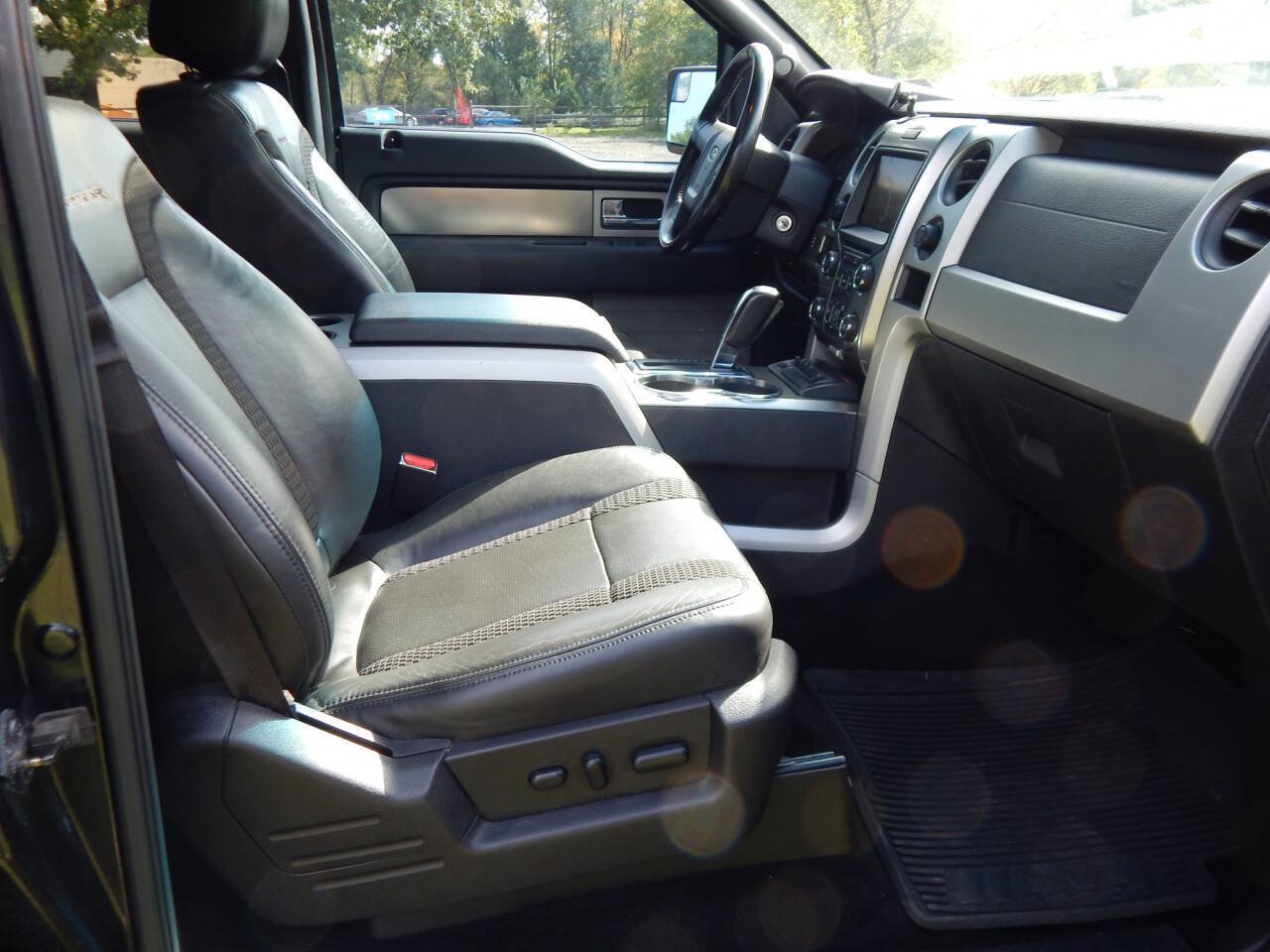 Used 2013 Ford F150 Raptor w/ Luxury Equipment Group AWD/4WD image 13