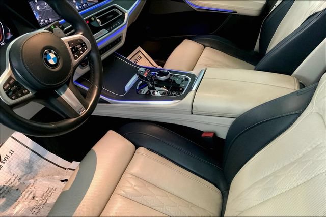 Used 2020 BMW X7 xDrive40i w/ M Sport Package AWD/4WD image 8