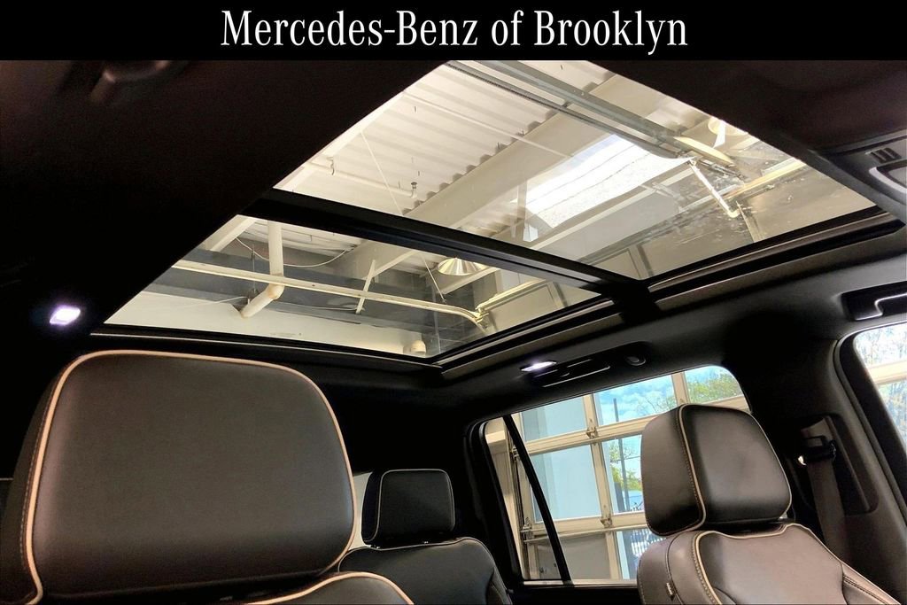 Used 2023 GMC Yukon XL SLT w/ SLT Luxury Package AWD/4WD image 14