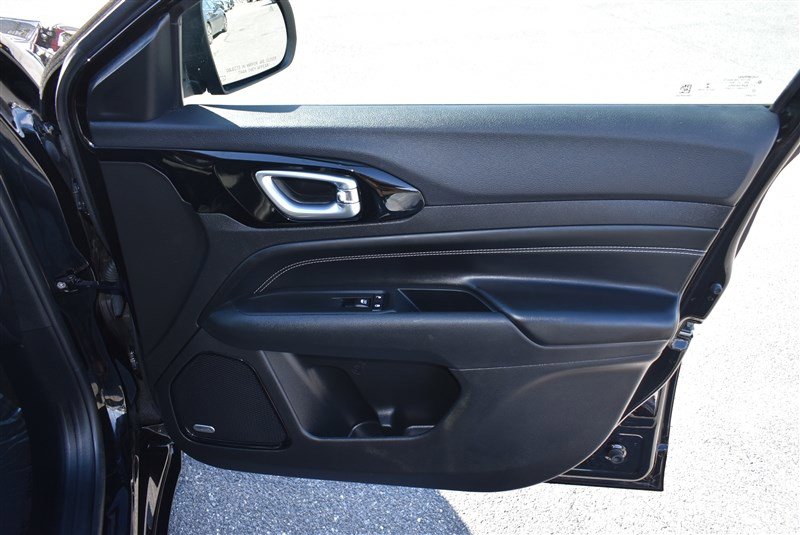 Used 2022 Jeep Compass High Altitude image 30