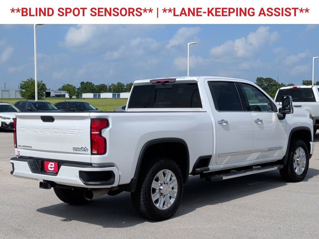 Used 2025 Chevrolet Silverado 2500 High Country w/ Technology Package AWD/4WD image 8