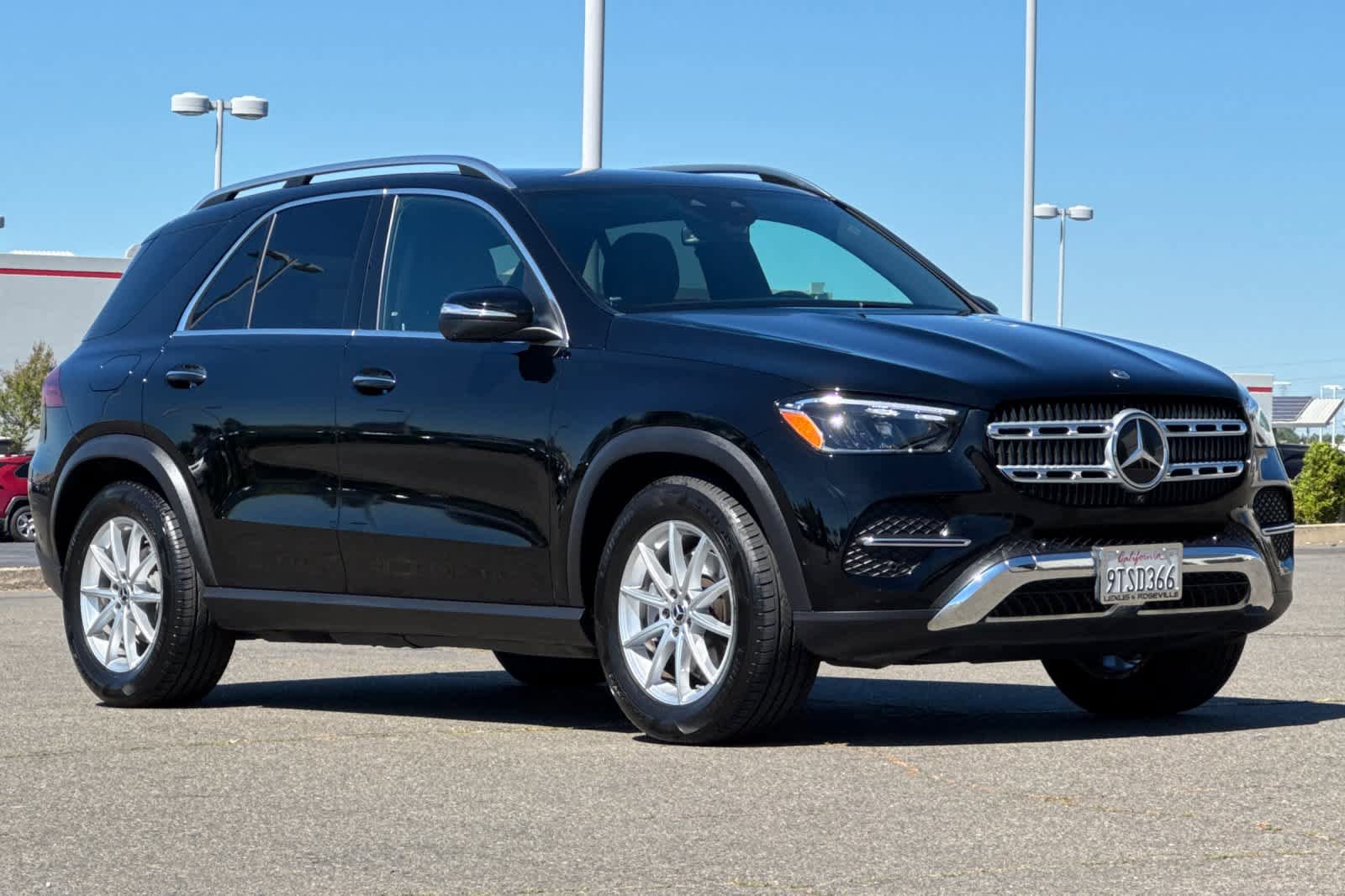 Used 2025 Mercedes-Benz GLE 350 4MATIC image 5